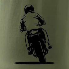 Motorkář na zádech - silnice