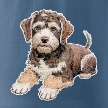 Lagotto romagnolo ležicí vyšívaný na prsu