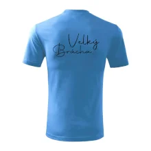 Velký brácha - nápis na zádech