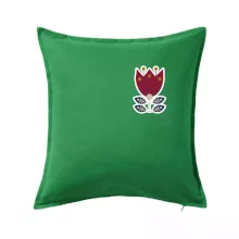 Folklor na prsu květina čtyřlistá