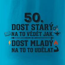 50 - dost starý na to vědět jak  - modrý nápis