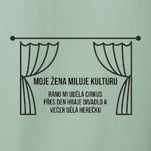 Žena miluje kulturu