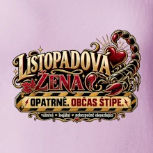Listopadová žena pozor občas štípe