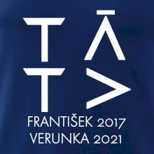 Táta v geometrickém fontu se jmény