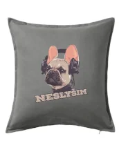 Francouzský buldoček neslyším