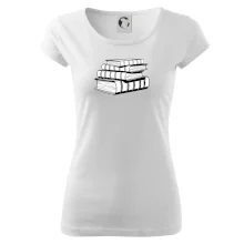 Knihy černobílé na sobě