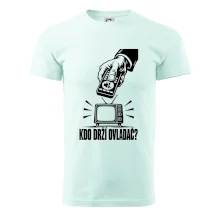 Kdo drží ovladač?