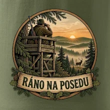 Ráno na posedu myslivec při východu slunce