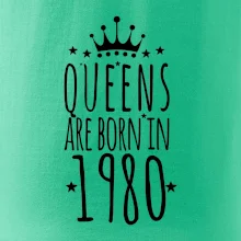 Queens are born in 1980