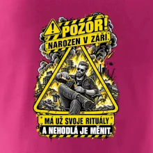 Pozor! narozen v září