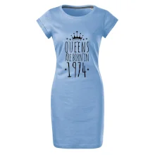 Queens are born in 1974