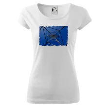 Stožár vysokého napětí zespodu