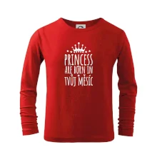 Princesses are born in (vlastní nápis měsíc narození)