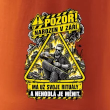 Pozor! narozen v září