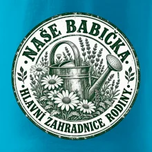 Naše babička hlavní zahradnice rodiny vintage konev