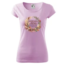 Listopadová žena s bílým vínem v boho věnci