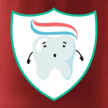 Zoubek na prsu - zubní pasta