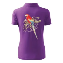 Papoušek na listnatém stromě