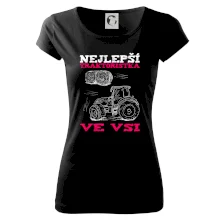 Traktoristka - nejjepší ve vsi