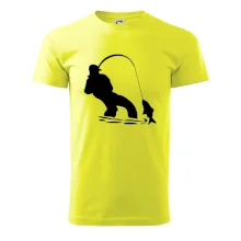 Rybář tahající rybu