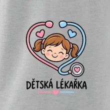 Dětská lékařka - holčička v srdci ze stetoskopu
