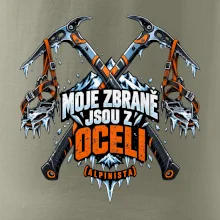 Alpinista se zbraněmi z oceli