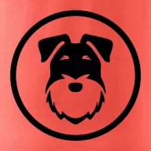 Knírač v kolečku na prsu