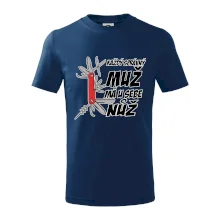 Každý správný muž, má u sebe nůž