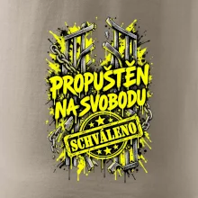 PROPUŠTĚN NA SVOBODU