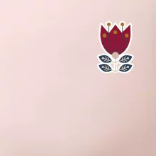 Folklor na prsu květina čtyřlistá