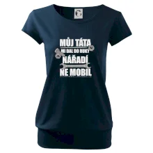 Můj táta mi dal do ruky nářadí