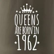 Queens are born in 1962