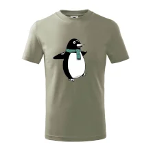 Tučňák se zelenou šálou