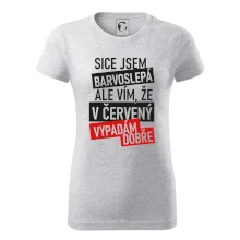 Sice jsem barvoslepá, ale vím, že v červené vypadám dobře