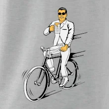 Gentleman na kole s pivem