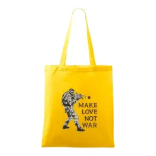 Růže ve zbrani, make love not war