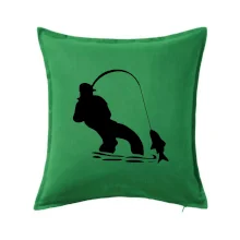 Rybář tahající rybu