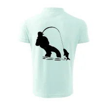 Rybář tahající rybu