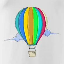 Horkovzdušný balon v oblacích