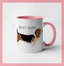 Basset hound pes s nápisem