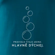 Hlavně dýchej pět stoupajících potápěčských bublin