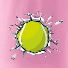 Tenisový míč v triku