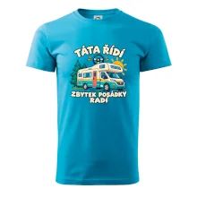 Táta řídí zbytek posádky radí rodinný karavan