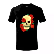 Lebka držící růži