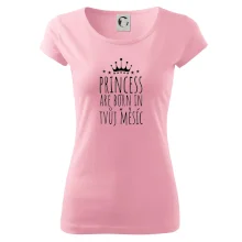 Princesses are born in (vlastní nápis měsíc narození)