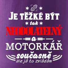 Je těžké být tak neodolatelný - motorkář
