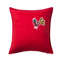 Folklor na prsu slepice