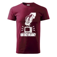 Kdo drží ovladač?