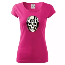 Motorkářská helma a doutník