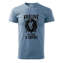 Lev a meče králové se rodí v srpnu